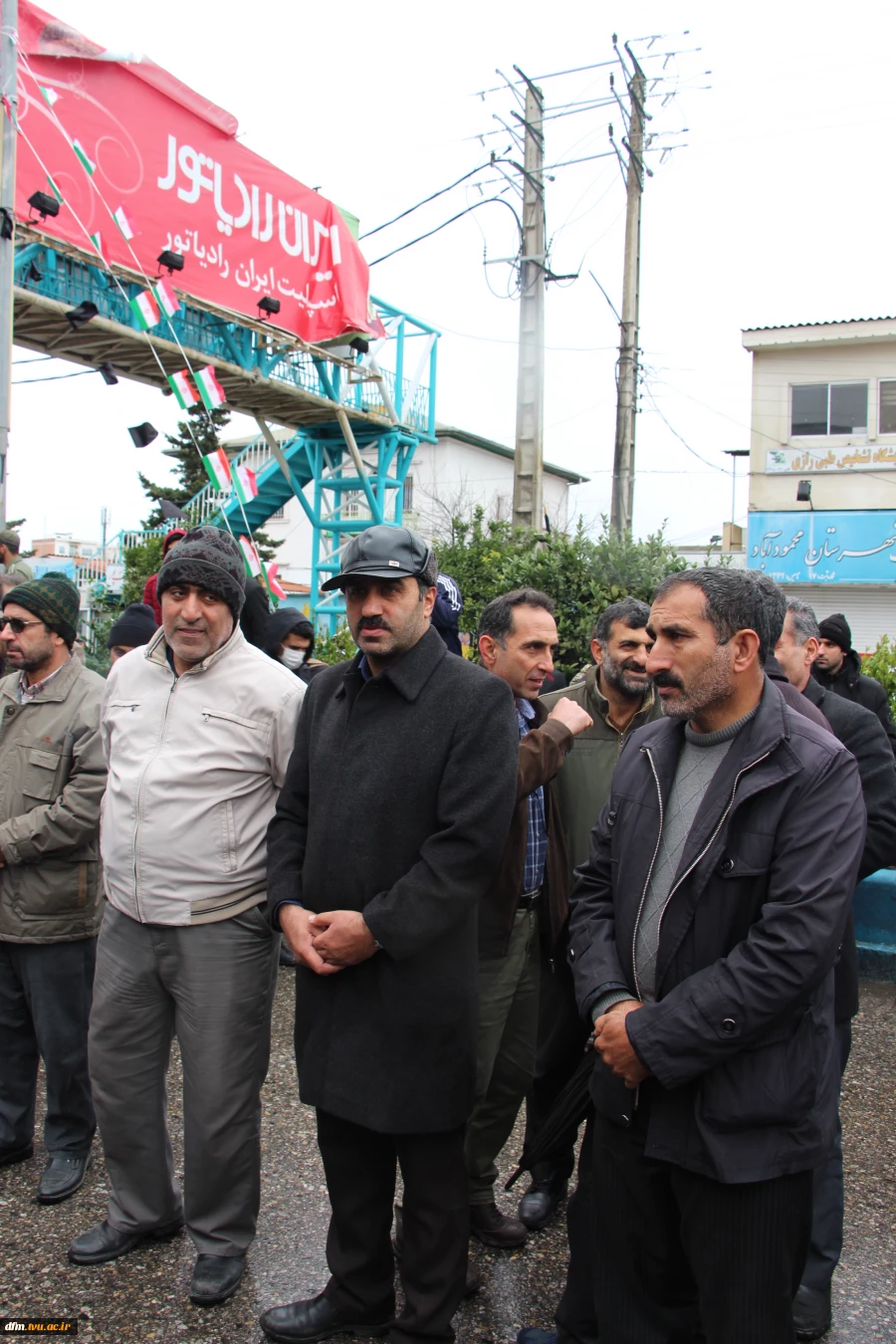 حضور پر شور کارکنان دانشکده در راهپیمایی سالگرد پیروزی شکوهمند انقلاب اسلامی ایران 2