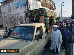 امروز چهار شنبه هفتم دی ماه مراسم  استقبال، تشییع و تدفین  پیکر شهید خوشنام دوران دفاع مقدس با حضور جمعی از مردم و مسئولین شهرستان محمودآباد برگزار شد. 10