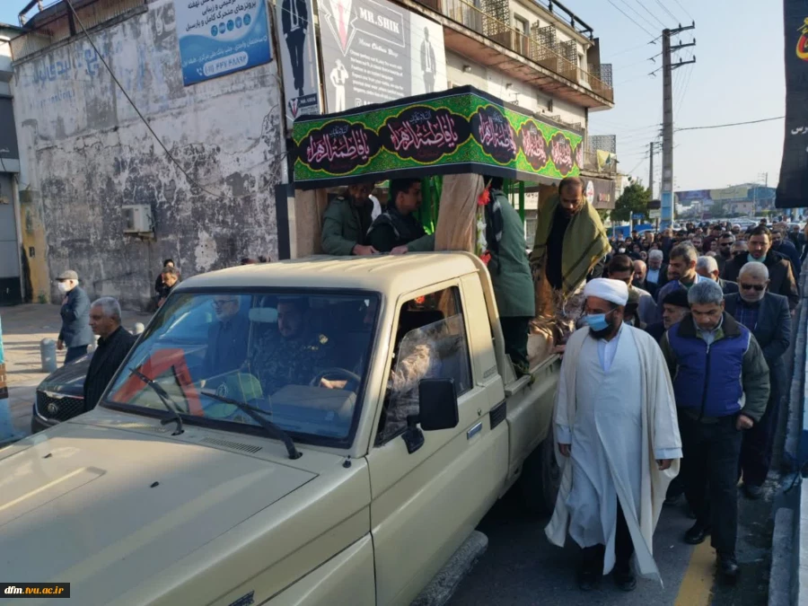 امروز چهار شنبه هفتم دی ماه مراسم  استقبال، تشییع و تدفین  پیکر شهید خوشنام دوران دفاع مقدس با حضور جمعی از مردم و مسئولین شهرستان محمودآباد برگزار شد. 10