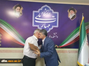 تجلیل دکتر حیدری تبار از ناخدا اصفهانیان 3